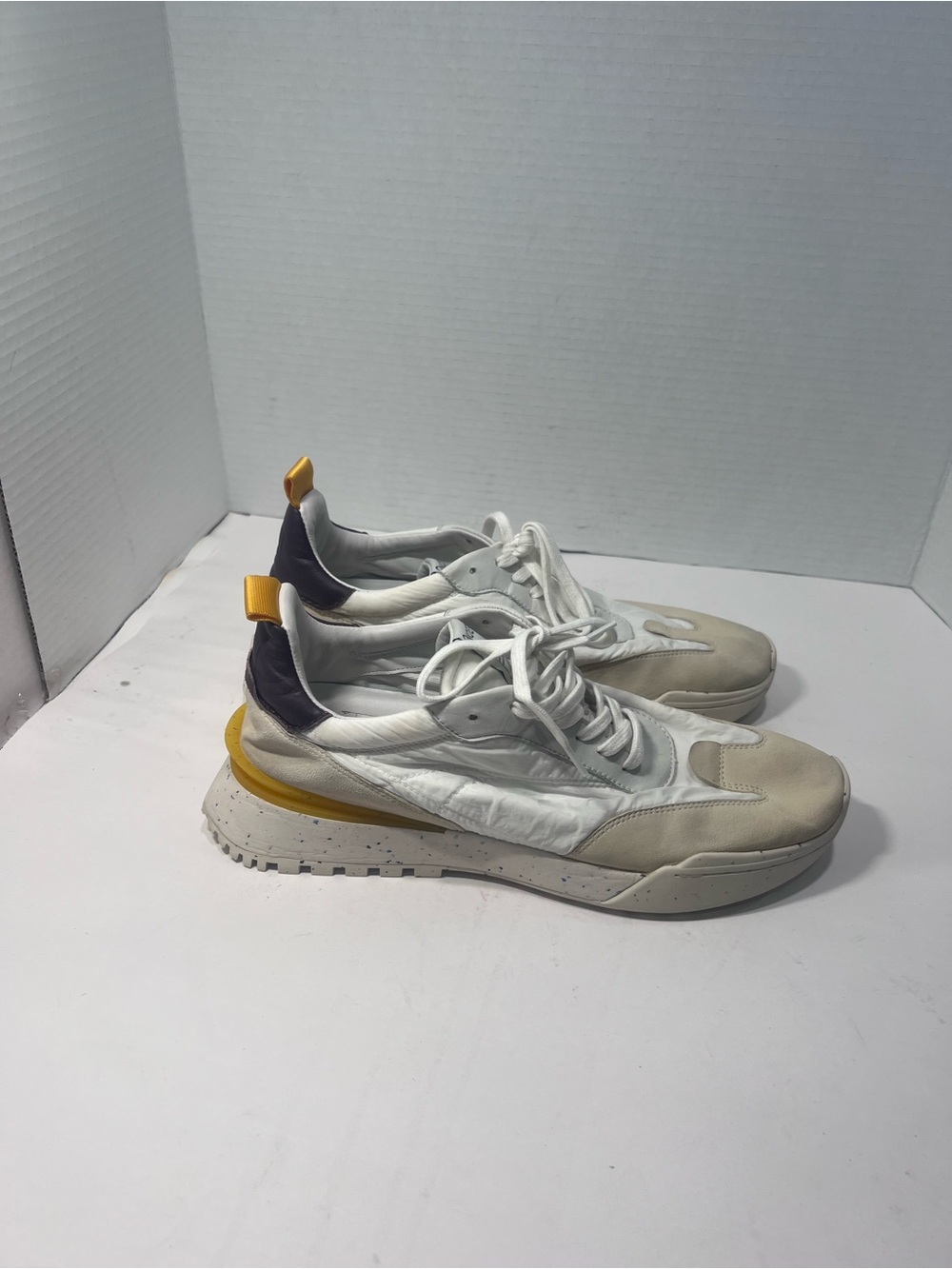 Women’s White Low-Top Sneakers with Yellow Accent